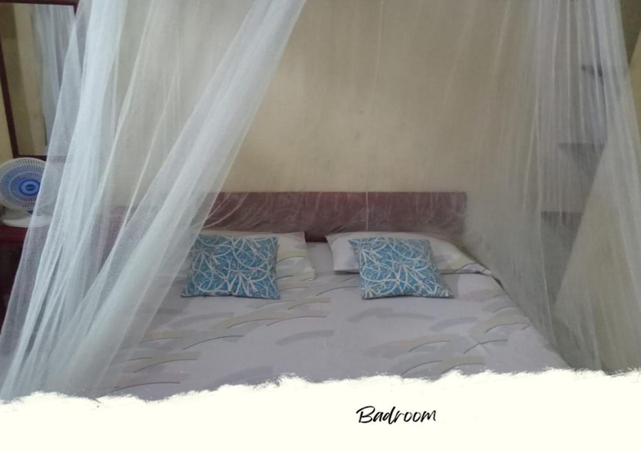 Heiner Homestay Bunaken Exterior foto