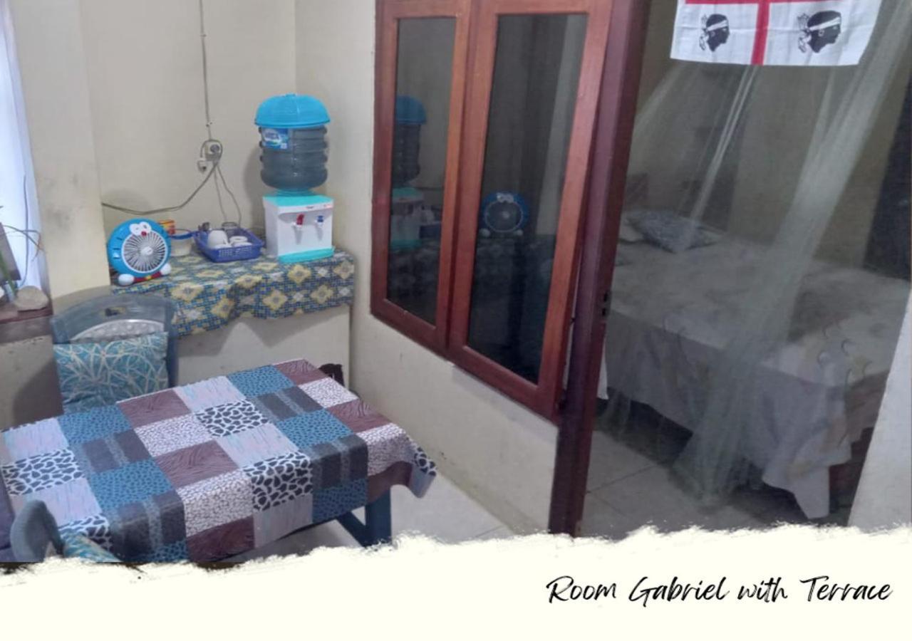 Heiner Homestay Bunaken Exterior foto